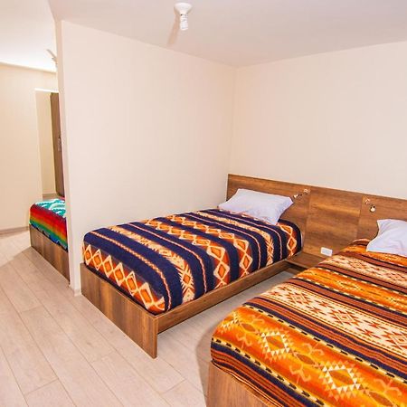 The Traveler Hostel Otavalo Zewnętrze zdjęcie